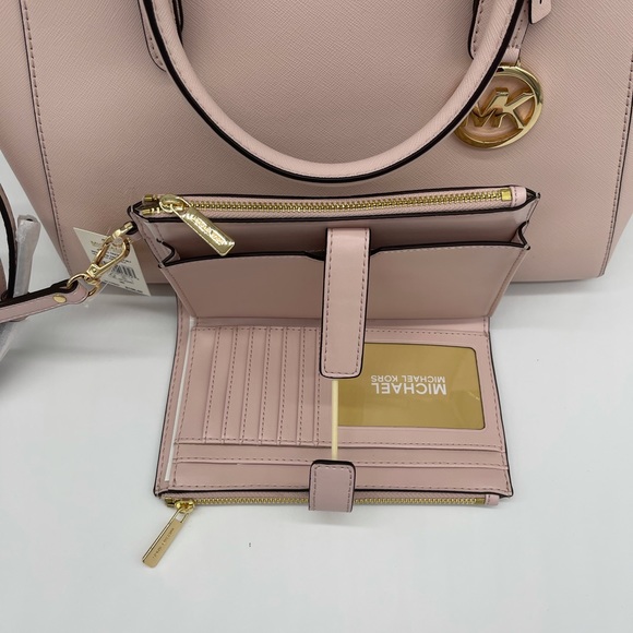 Michael Kors Ciara LG Satchel & Double Zip… - Picture 13 of 15
